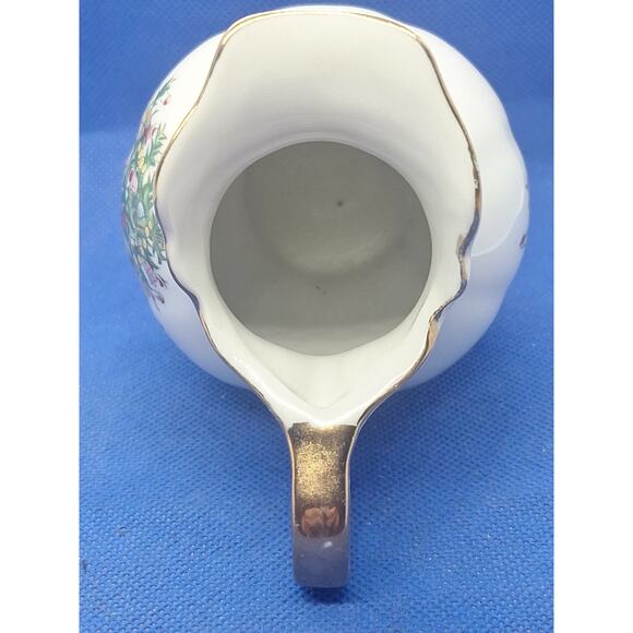Vintage Christmas Tree Creamer Pitcher Gold Trim Hand Painted Japan - Picture 9 of 10